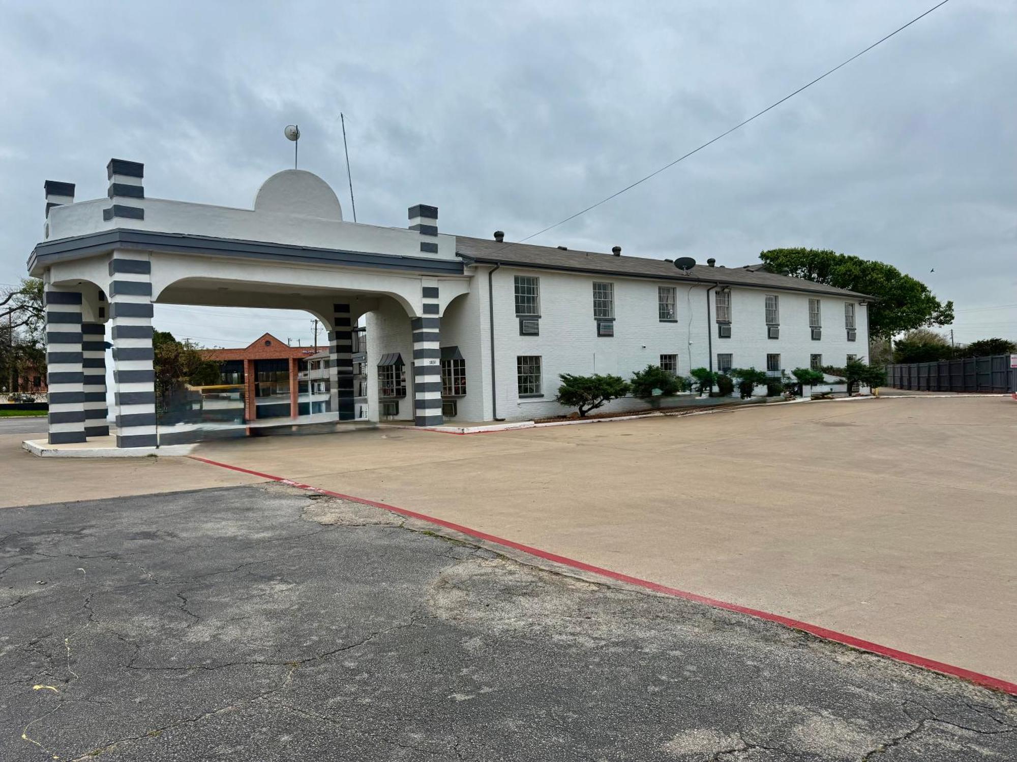 Sherman Inn מראה חיצוני תמונה