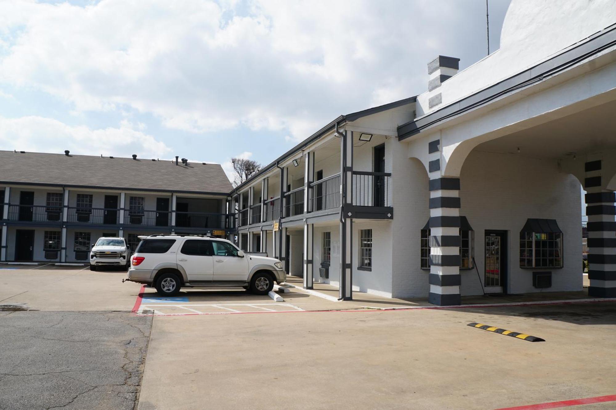 Sherman Inn מראה חיצוני תמונה